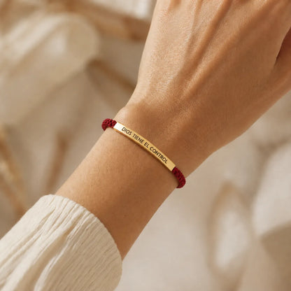 2 PULSERAS DIOS TIENE EL CONTROL